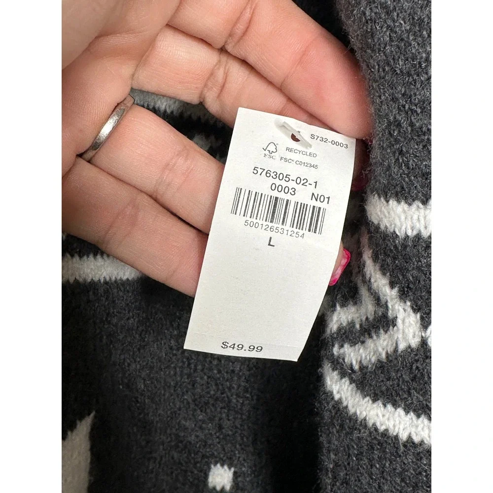 NEW Old Navy SoSoft Sweater Large Gray Polar Bear Fair Isle Crew Neck Winter